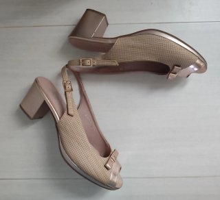 Sandalias con tacón
