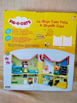 Kid e cats. Casa Deluxe Nueva
