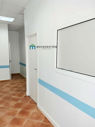 Local comercial en venta en Villamartín