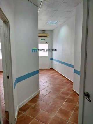 Local comercial en venta en Villamartín