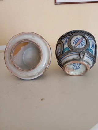 Frasco antiguo Marroquí Fez Cerámica y Metal