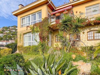 Chalet en venta en Roca Grossa - Serra Brava en Lloret de Mar