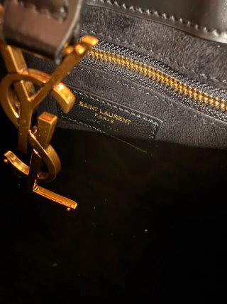 Bolso Saint Laurent YSL Le 5 à 7 Negro – Elegancia