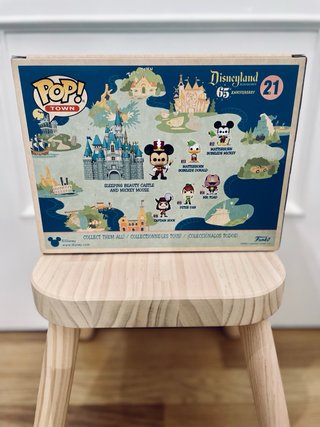 Funko Pop Mickey Mouse Sleeping Beauty Castle 21