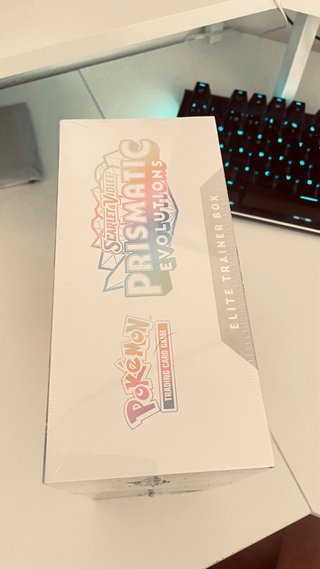 Pokemon ETB Prismatic Evolutions