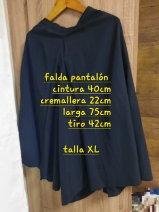 Falda pantalon color negra XL