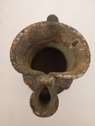 Antigua Jarra Gundivos
