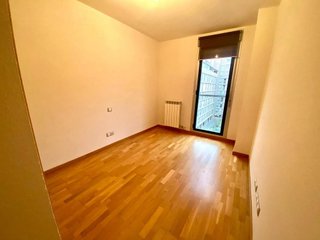 Piso en alquiler en Arrabal en Zaragoza