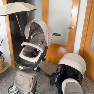 Carrozza per bambini marca STOKKE 3 pezzi, completa