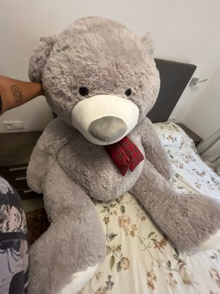 Osito de peluche grande, nuevo.