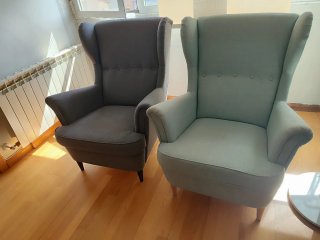 Sillón orejero verde tela
