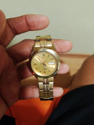 Reloj Seiko Dorado