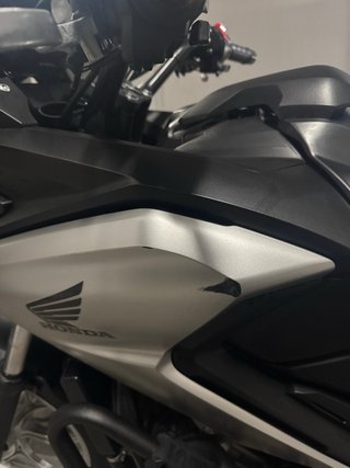Honda NC750X Adventure Negra