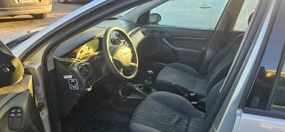 Ford Focus 2000