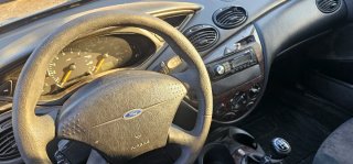 Ford Focus 2000