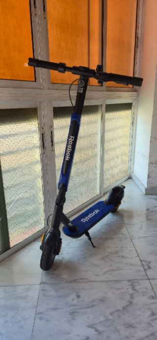 Patinete eléctrico Reebok urban blue