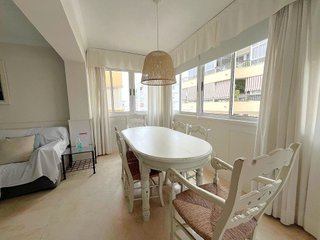 Piso en venta en Playa de la Fontanilla en Marbella