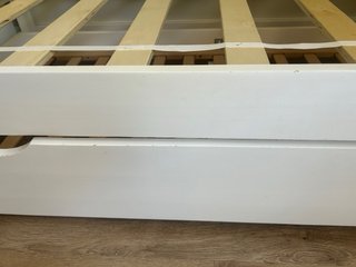 Cama nido blanca estilo casita