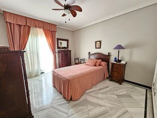 Chalet en venta en Santa Rosa - Valdeolleros en Córdoba