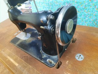 Máquina de Coser Antigua ALFA - Pie Hierro SIGMA