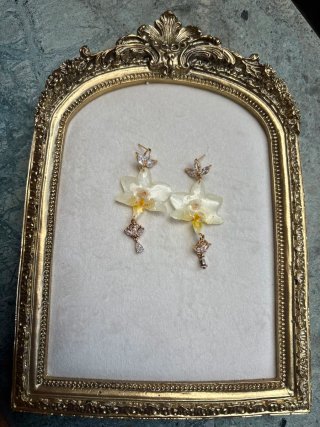 Pendientes Orquídea Natural Dorados