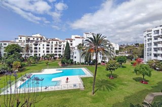 Dúplex en alquiler en Puerto Banús en Marbella