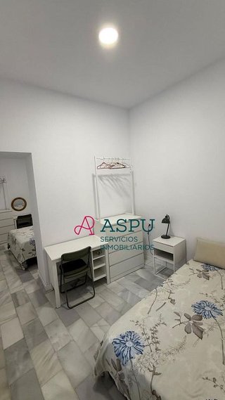 Piso en alquiler en La Caleta - La Viña en Cádiz