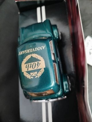 Scalextric Mini Cooper 40Th C2244 Toys R Us 1999