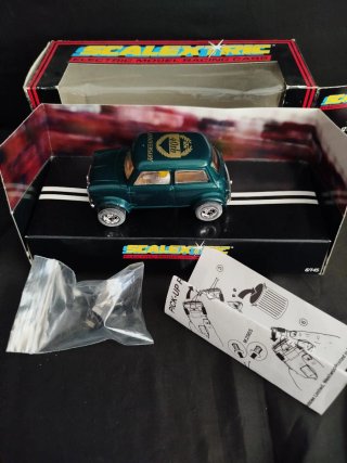 Scalextric Mini Cooper 40Th C2244 Toys R Us 1999