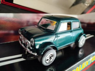Scalextric Mini Cooper 40Th C2244 Toys R Us 1999