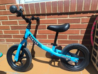 Bicicleta de equilibrio Sawyer azul