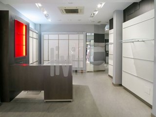 Local comercial en venta en San Ildefonso - Catedral en Jaén