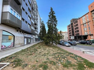 Local comercial en venta en Barañain
