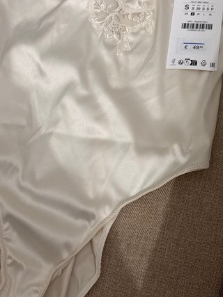Body encaje satinado S