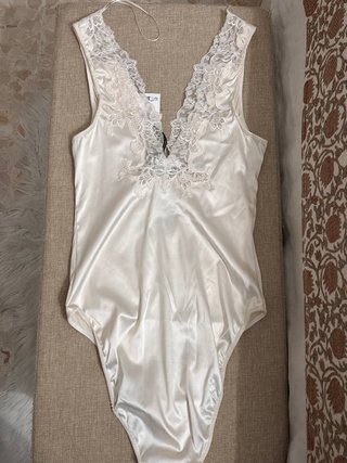 Body encaje satinado S