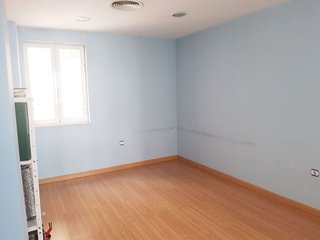 Oficina en venta en Avda de Madrid - Pº de la Estación en Jaén