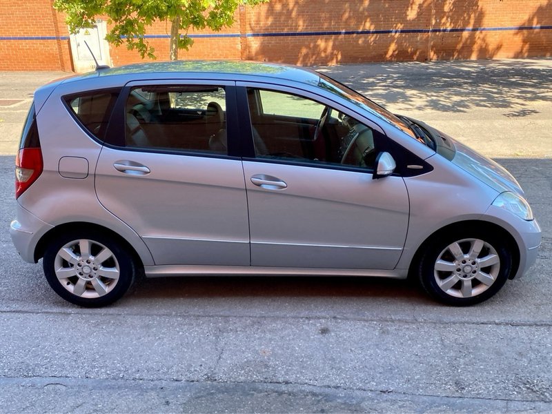 Mercedes-Benz Clase A A 180 CDI Avantgarde 3p (W/C-169) 2010, foto 4