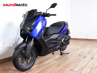 YAMAHA X-MAX 125