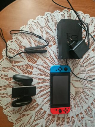 Nintendo Switch V2 (Impecable con caja)