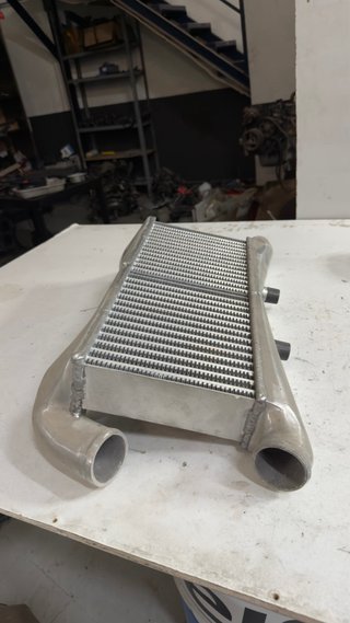 Intercooler doble para biturbo