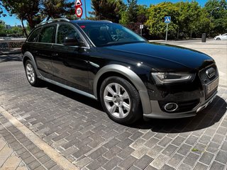 Audi A4 Allroad 2012