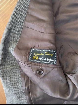 Traje