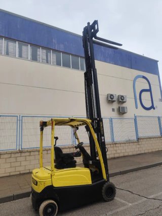 Carretilla elevadora Hyster J2.0XN
