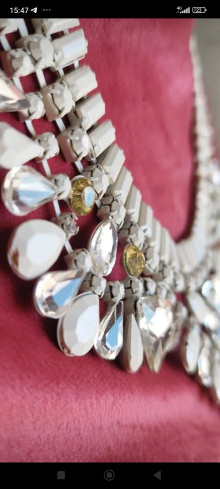 Max Mara collana argento e bianco