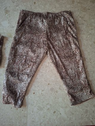 Pantalón pirata lentejuelas marrón y dorado