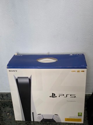 PlayStation 5 825Gb