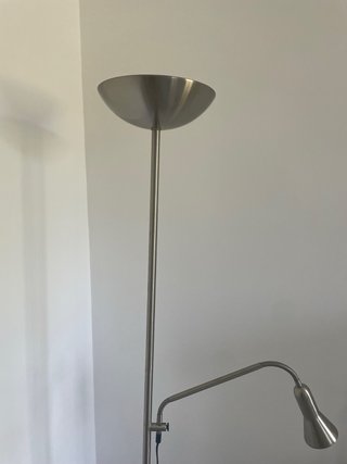 Lámpara de pie moderna metal plateado Ikea