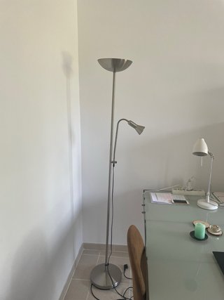 Lámpara de pie moderna metal plateado Ikea