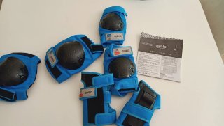 Casco y protecciones Oxelo Talla S Azul