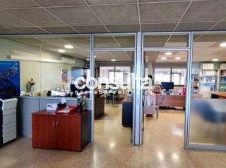 Nave industrial en alquiler en Montigalà -Sant Crist en Badalona